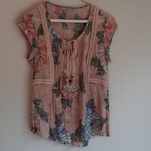 Daniel Rainn short sleeved top